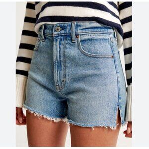Abercrombie and Fitch Denim High Rise Mom Short Distressed Raw Hem Size 37 US 24